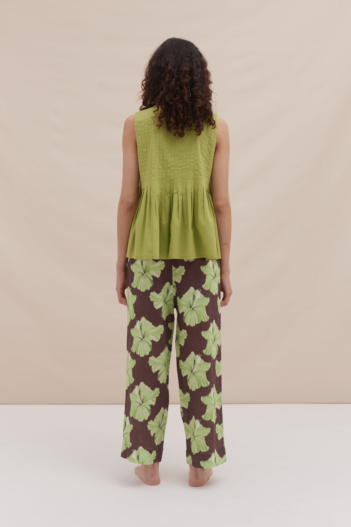 Pleated Cami and Pocket Trousers Set Plain/Grand Hibiscus Print Cocoa/Lime
