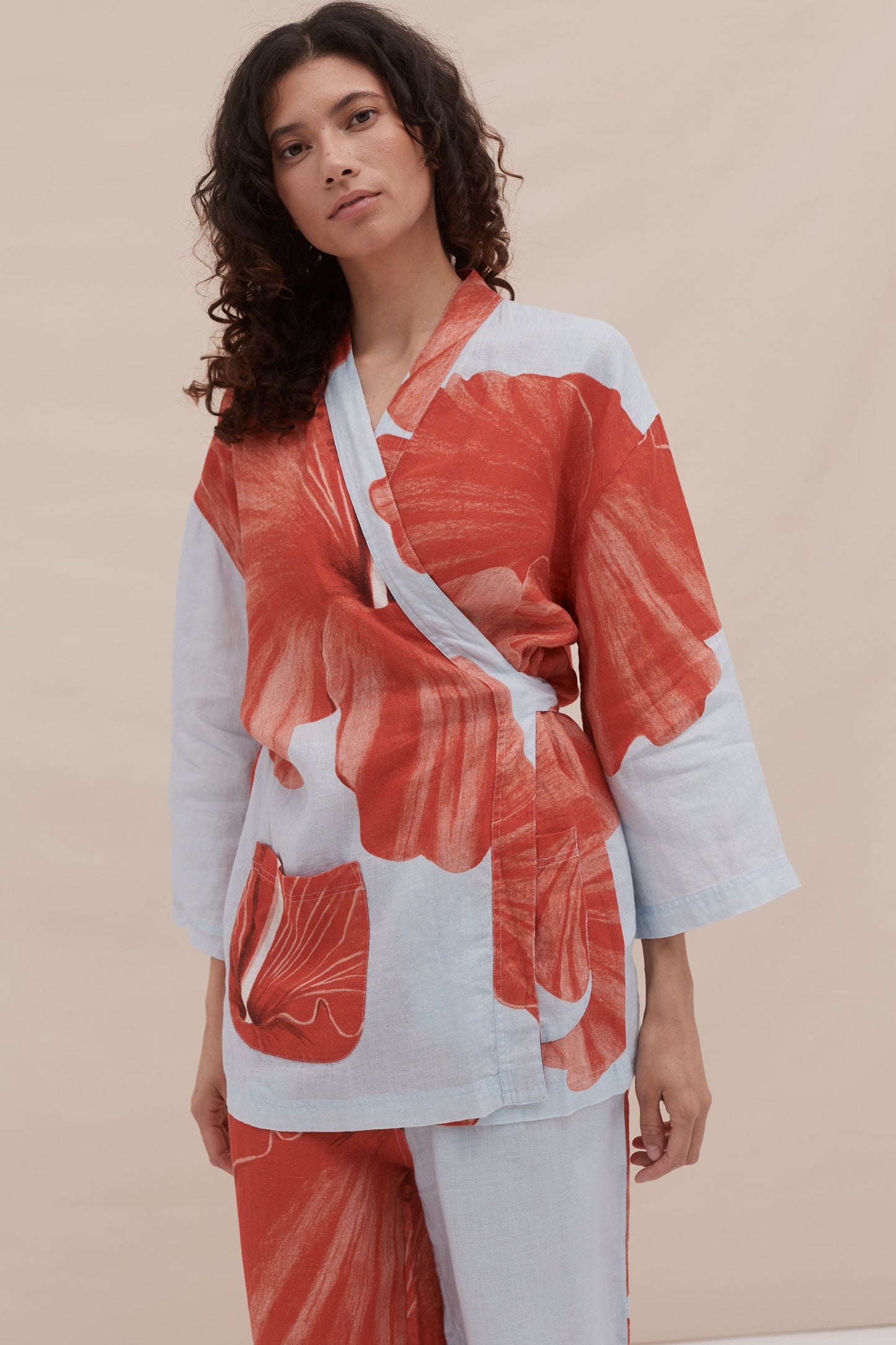 Wrap Set Grand Hibiscus Print Blue/Red Linen
