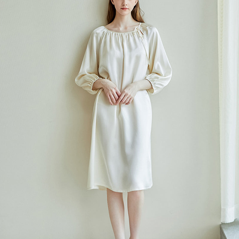 Simple Long-Sleeved Silk Nightdress