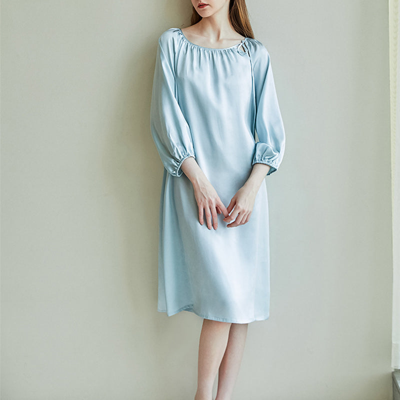 Simple Long-Sleeved Silk Nightdress