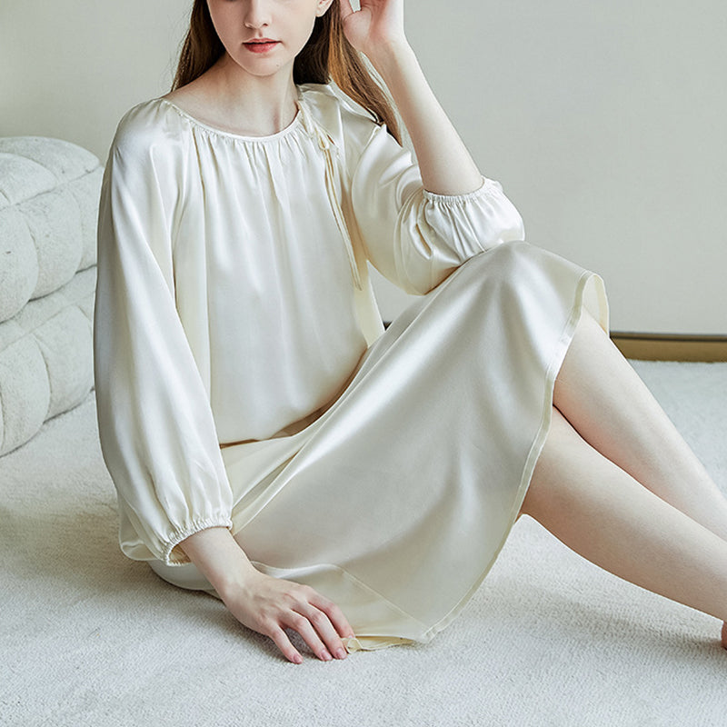 Simple Long-Sleeved Silk Nightdress