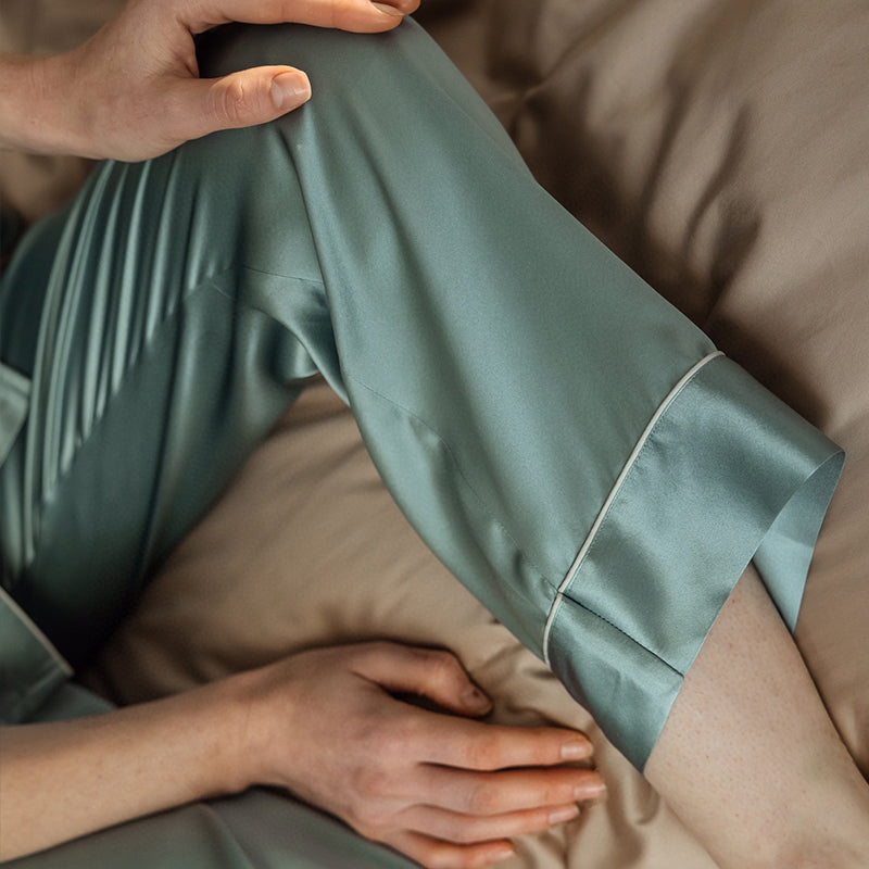 Silk Elbow Sleeve Trousers Pajama set