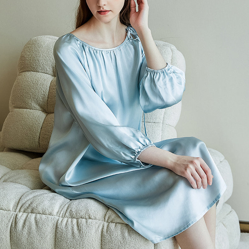 Simple Long-Sleeved Silk Nightdress